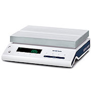 ME4002E電子分析天平，4200g，0.01g